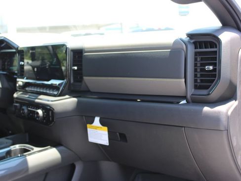 New 2026 Chevrolet Silverado 1500 ZR2 AWD/4WD image 34