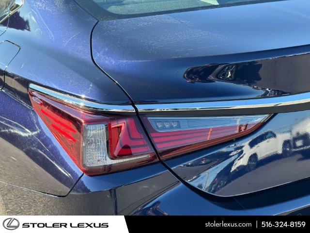 Used 2024 Lexus ES 350 w/ Premium Package FWD image 15