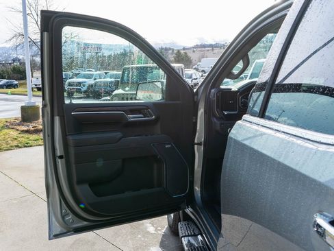 New 2026 GMC Sierra 1500 SLT w/ SLT Premium Plus Package image 18