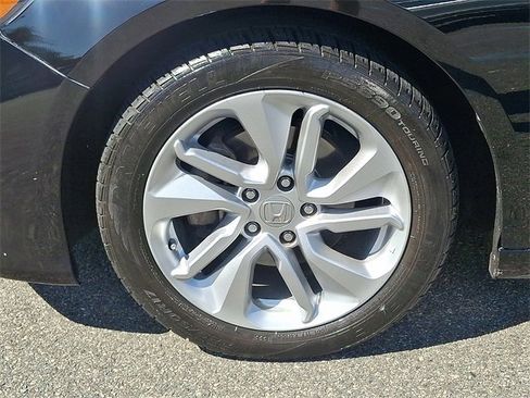 Certified 2020 Honda Accord LX image 8