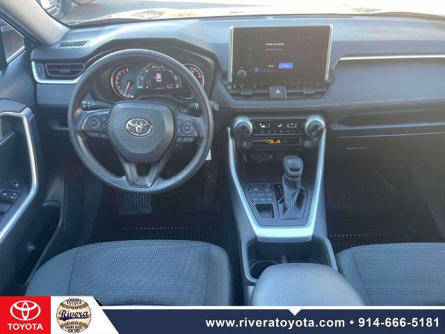 Used 2023 Toyota RAV4 LE AWD/4WD image 14