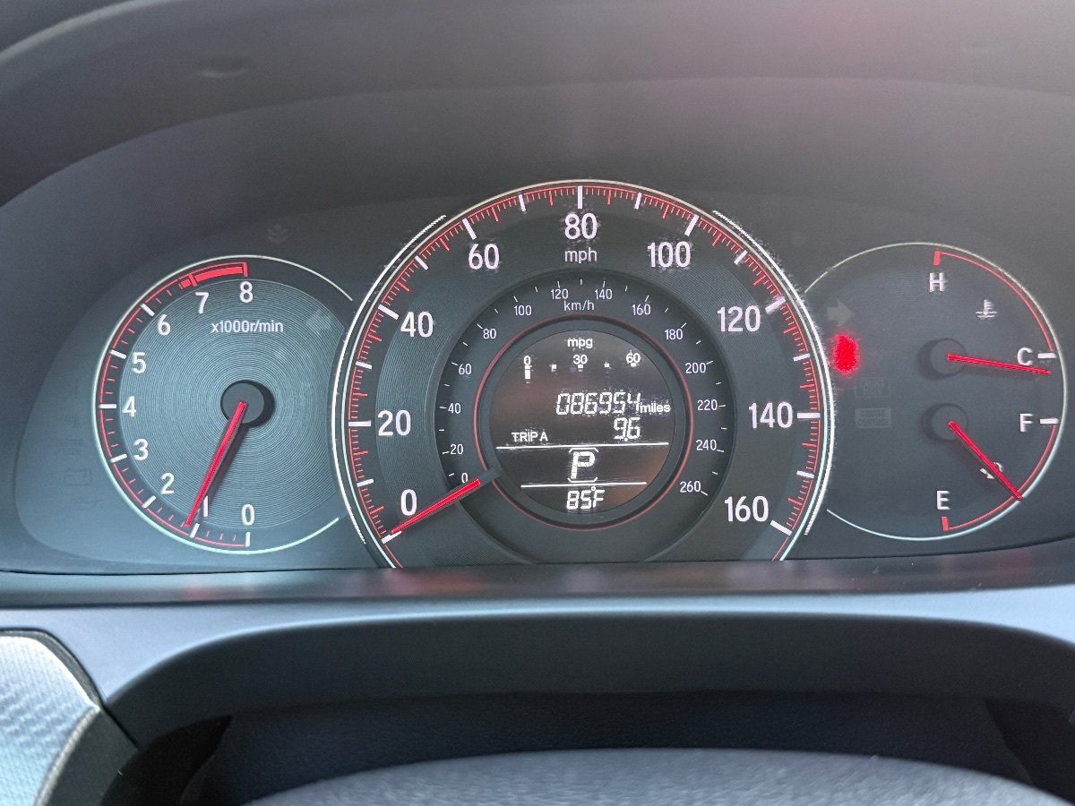 Used 2017 Honda Accord Touring image 21