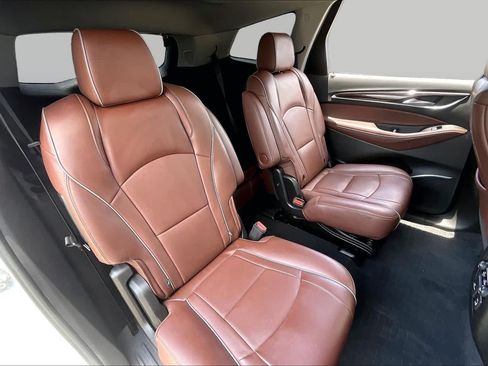 Used 2021 Buick Enclave Avenir w/ Avenir Technology Package AWD/4WD image 18