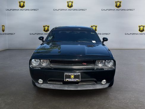 Used 2014 Dodge Challenger R/T RWD image 8