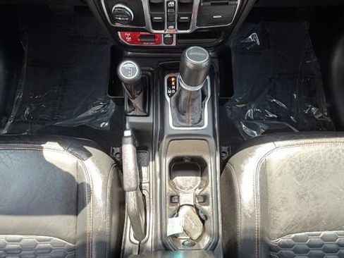 Used 2021 Jeep Gladiator Mojave AWD/4WD image 22