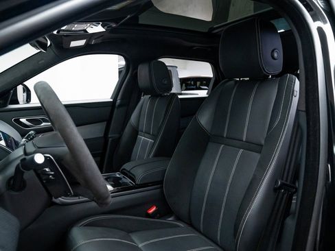 Used 2023 Land Rover Range Rover Velar HST image 17