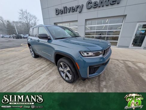 New 2026 Jeep Grand Cherokee Limited image 1