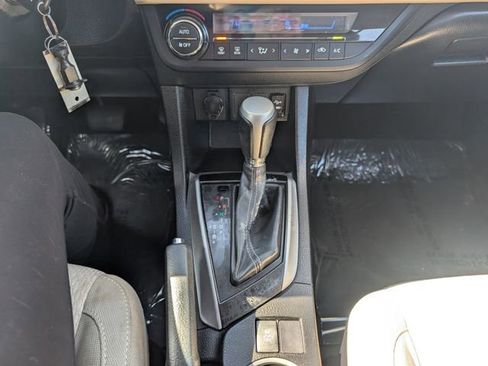 Used 2014 Toyota Corolla LE image 13