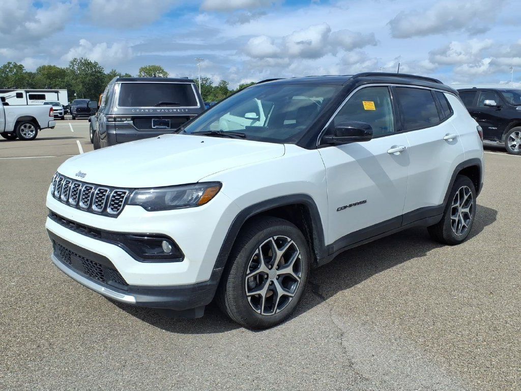 Used 2024 Jeep Compass Limited AWD/4WD image 1