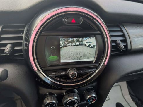 Used 2019 MINI Cooper 2-Door Hardtop image 26