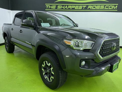 Used 2018 Toyota Tacoma 4x4 Double Cab image 2