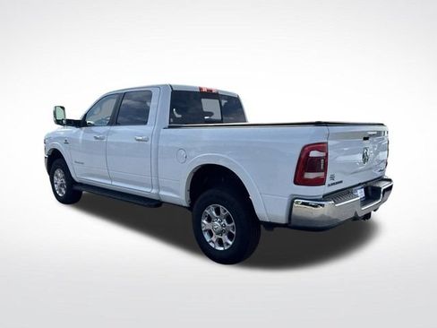 Used 2022 RAM 2500 Laramie AWD/4WD image 3