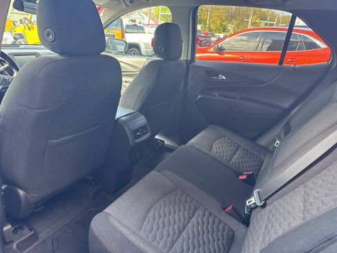 Used 2018 Chevrolet Equinox LT AWD/4WD image 18