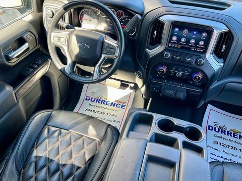 Used 2021 Chevrolet Silverado 1500 RST image 17