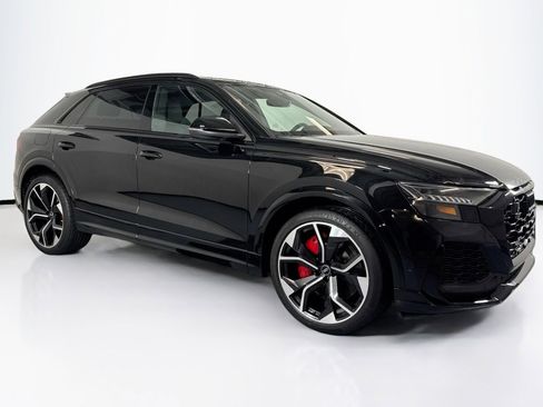 Used 2024 Audi RS Q8 image 3