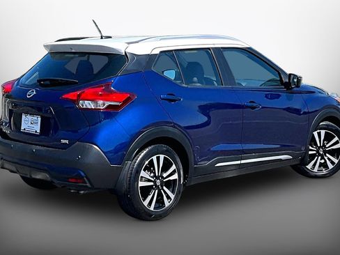 Used 2020 Nissan Kicks SR w/ SR Premium Package FWD image 12