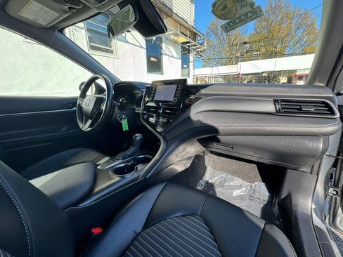 Used 2024 Toyota Camry SE FWD image 29
