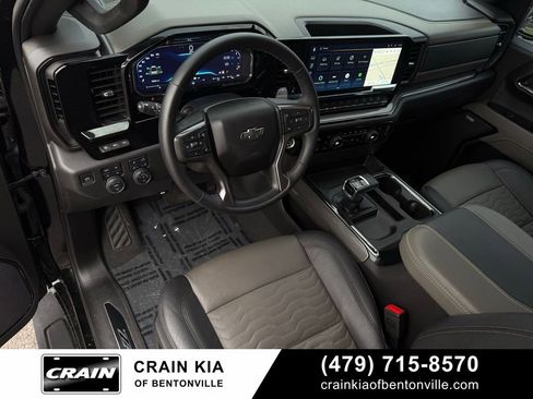 Used 2024 Chevrolet Silverado 1500 ZR2 w/ Technology Package AWD/4WD image 10
