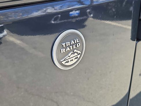 Used 2017 Jeep Wrangler Unlimited Sport w/ Quick Order Package 24S AWD/4WD image 13