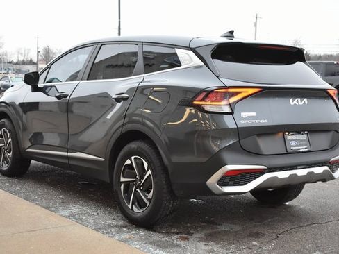 Used 2023 Kia Sportage LX image 10