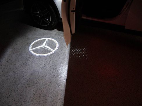 New 2026 Mercedes-Benz GLC 300 image 34