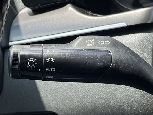 Used 2022 Kia Sorento S FWD image 40
