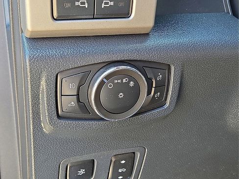Used 2022 Ford F250 Lariat w/ Lariat Ultimate Package image 25