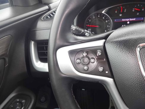 Used 2023 GMC Terrain SLT image 22