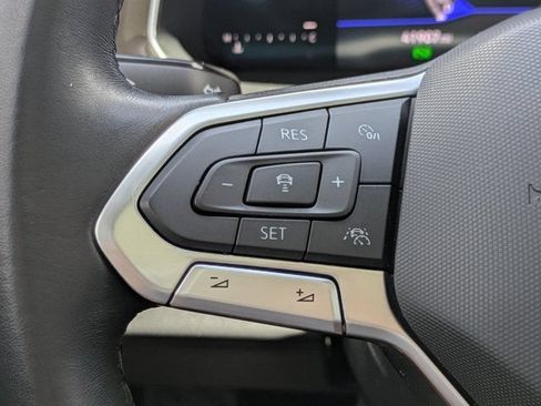 Used 2023 Volkswagen Jetta SE FWD image 23