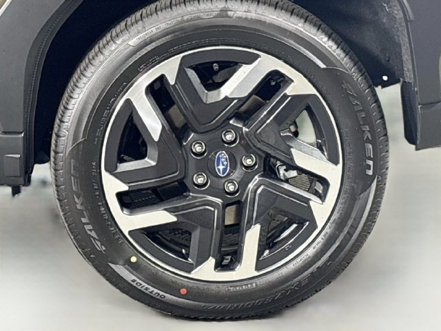 New 2026 Subaru Forester Touring AWD/4WD image 32