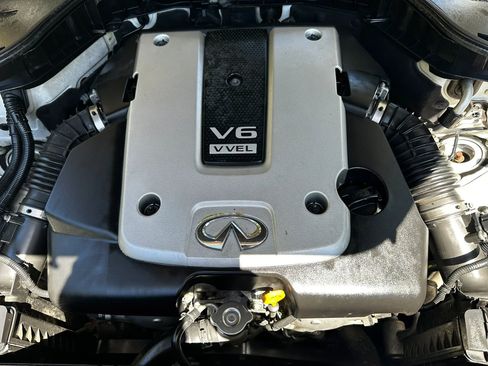 Used 2013 INFINITI M37 w/ Premium Pkg RWD image 12
