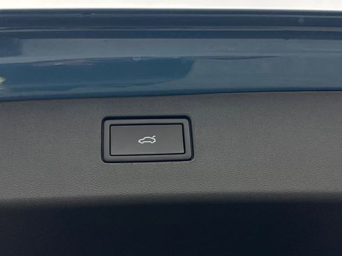 New 2026 Volkswagen Tiguan SE R-Line image 15