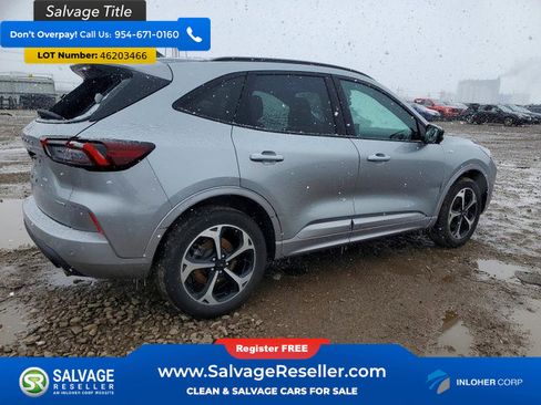 Used 2024 Ford Escape ST-Line Select w/ Tech Pack #2 image 4