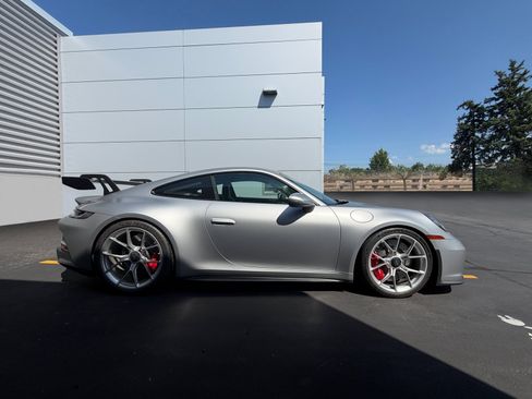 Certified 2022 Porsche 911 GT3 RWD image 12