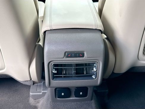 Used 2024 Lincoln Corsair FWD w/ Equipment Group 102A image 28