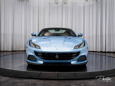 Used 2023 Ferrari Portofino M RWD image 2
