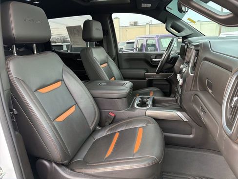 Used 2020 GMC Sierra 1500 AT4 w/ AT4 Premium Package image 29