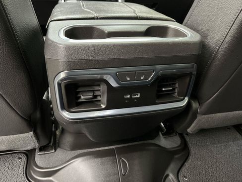 Used 2023 GMC Sierra 1500 Denali AWD/4WD image 14