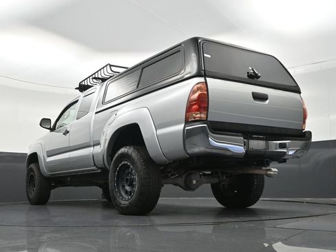 Used 2013 Toyota Tacoma PreRunner w/ SR5 Pkg RWD image 24