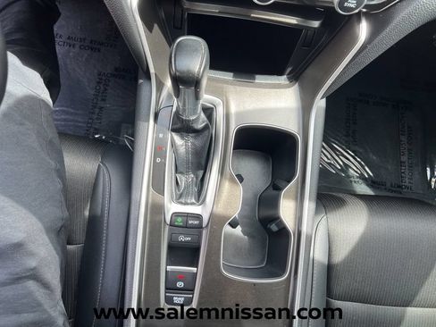 Used 2022 Honda Accord Sport image 10