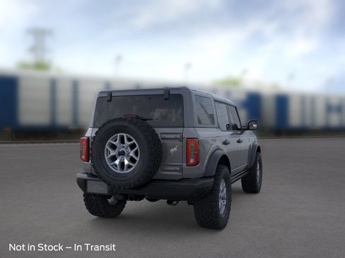 Used 2025 Ford Bronco Badlands AWD/4WD image 8