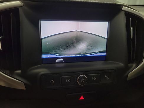 Used 2021 GMC Terrain SLE FWD image 16