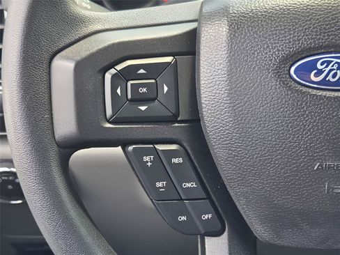 Used 2022 Ford F250 XLT w/ XLT Premium Package AWD/4WD image 27