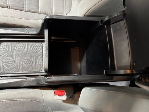 Used 2018 Honda CR-V LX image 28