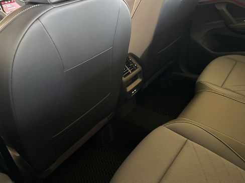 New 2026 Volkswagen Tiguan SE R-Line image 12