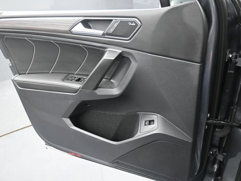 Used 2024 Volkswagen Tiguan SEL R-Line image 24