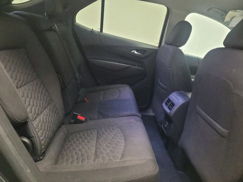 Used 2020 Chevrolet Equinox LT FWD image 19