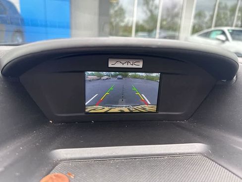 Used 2017 Ford Escape SE AWD/4WD image 16