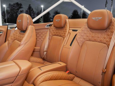Used 2020 Bentley Continental GT image 10