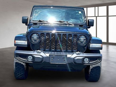 Used 2022 Jeep Gladiator Sport AWD/4WD image 4